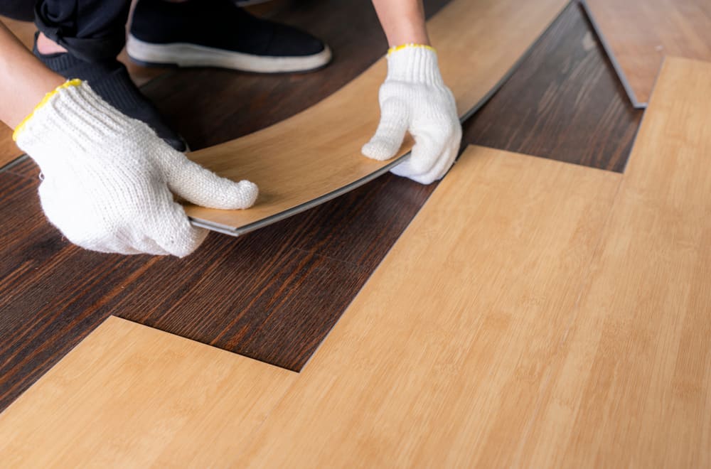 8 Steps To Fix Vinyl Flooring Seams, How To Hide Vinyl Floor Seams
