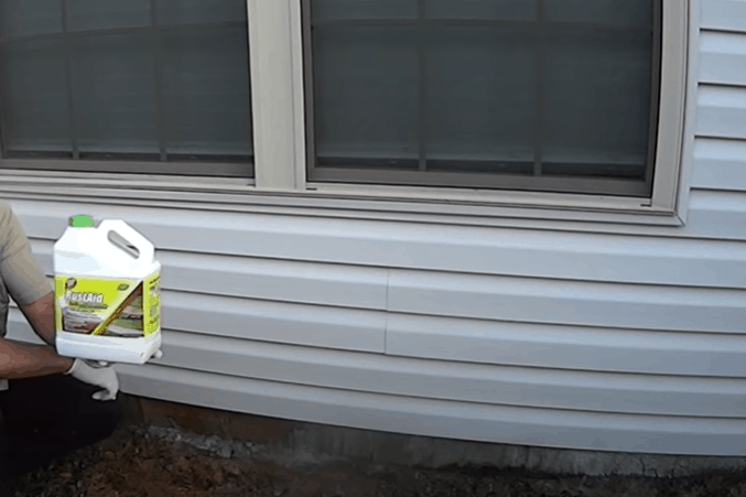 Try a Contractor-Grade Siding Cleaner
