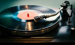 How Do Vinyl Records Work The Ins and Outs of Playing Vinyl Records