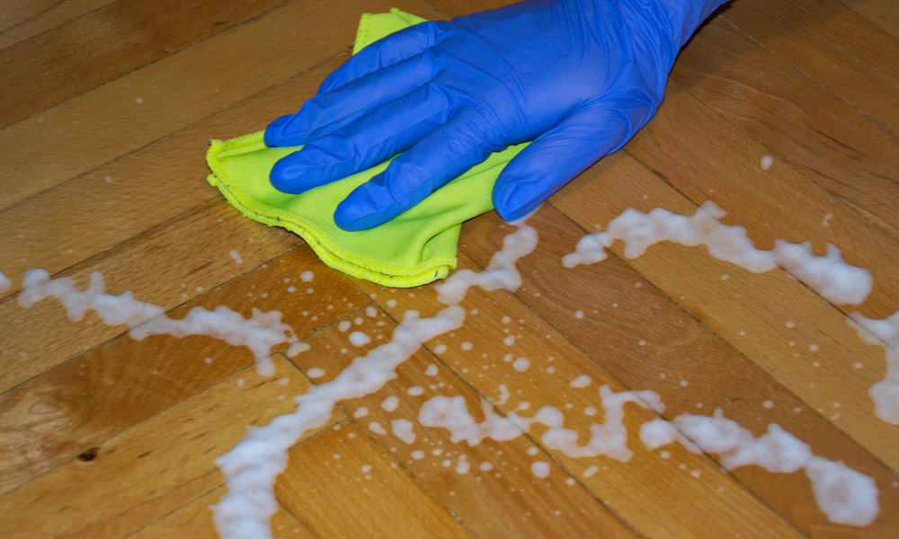 12 Steps to Remove Wax From Vinyl and Linoleum Floors