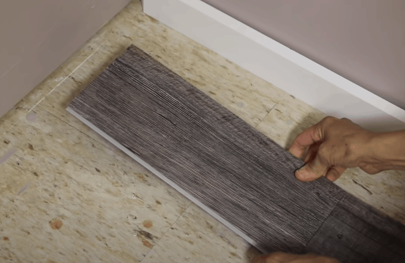 Install Vinyl Floors Over Linoleum, Can You Install Laminate Flooring Over Linoleum