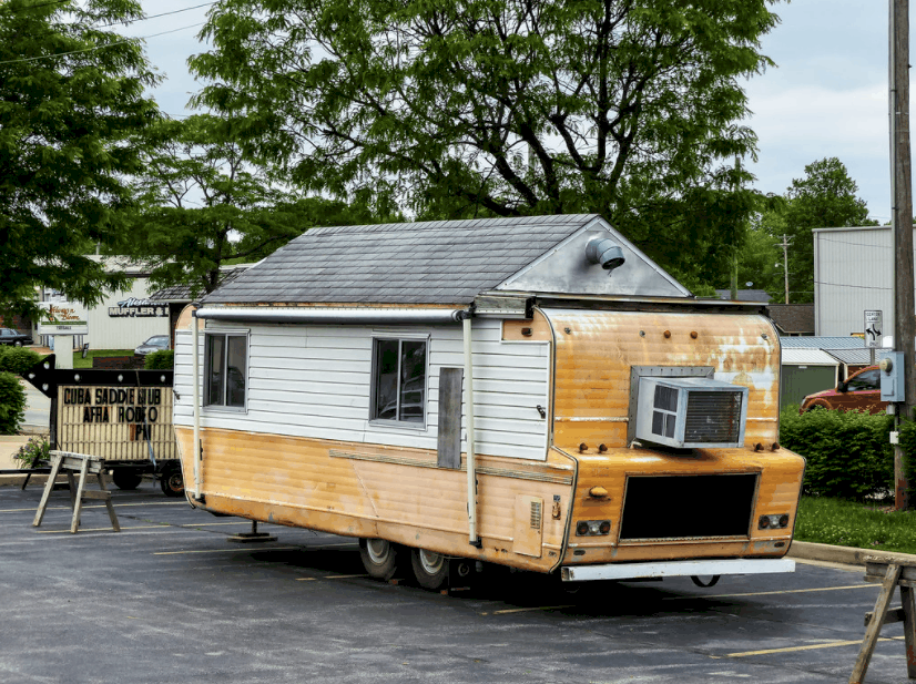 can you put siding on an old mobile home