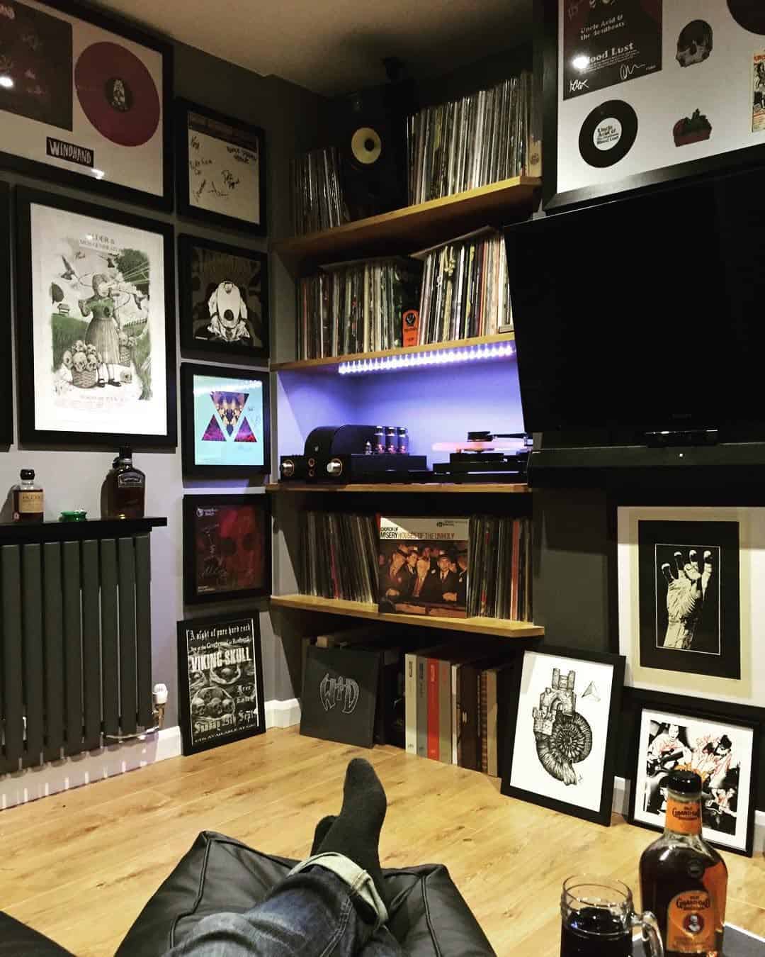 Creating Your Ultimate Vinyl Listening Room