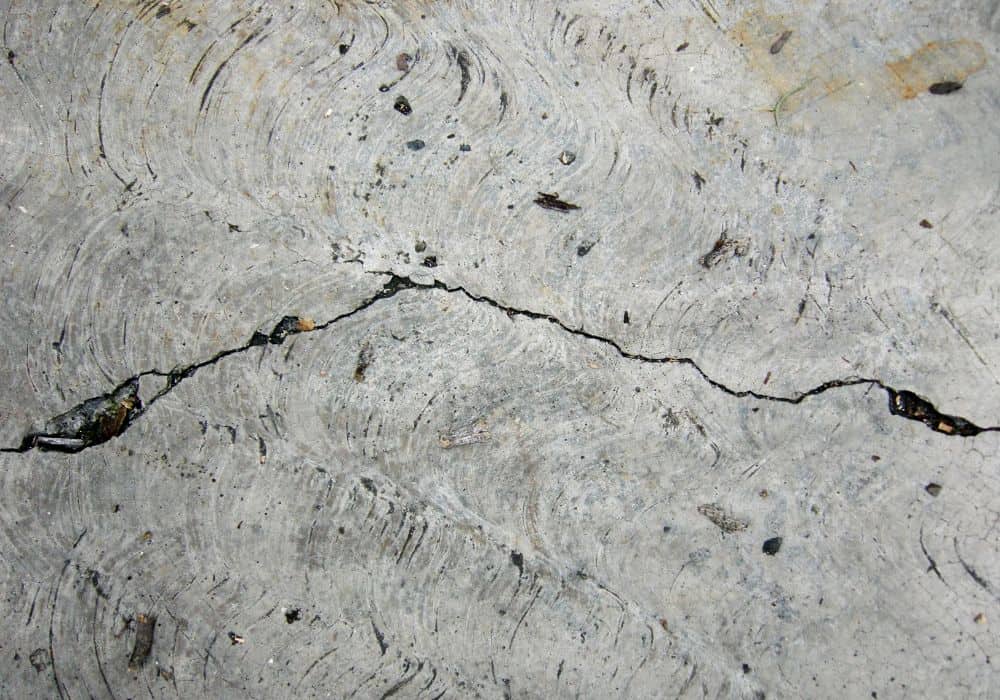 Repairing Cracks In the Garage Floor