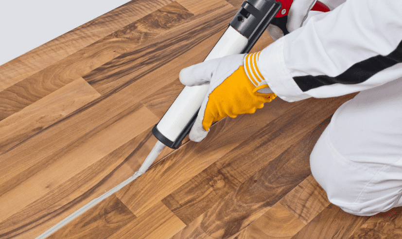 Seal the laminate flooring